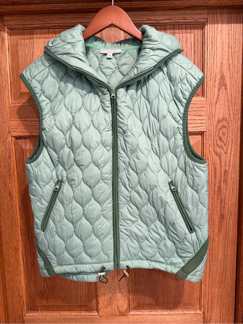 Boutique Charlotte Avery  Mint Green Quilted Hooded Puffer Vest